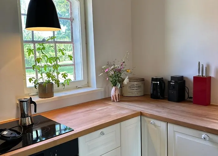 Tatil Evi Charming By Forest & On Tasinge