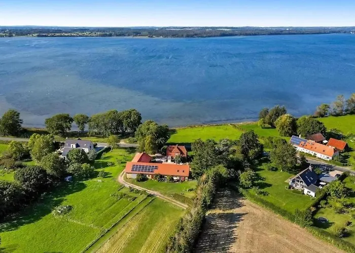 Tatil Evi Charming By Forest & On Tasinge *